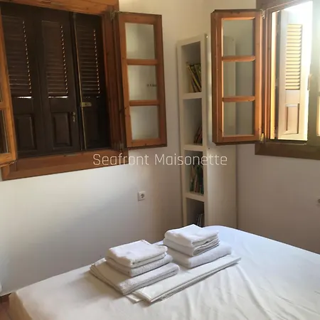 Aristonafton Seafront Maisonette *